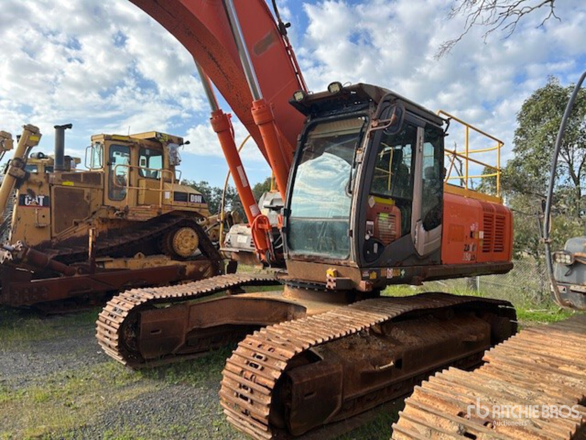 2012 Hitachi ZX350LCH-3 Excavadora de Cadenas