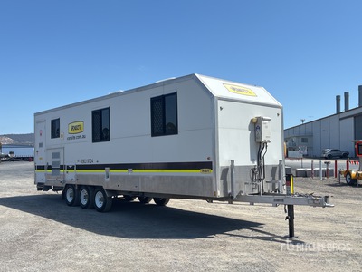 2013 Vansite 9 m Portable Tri/A Office