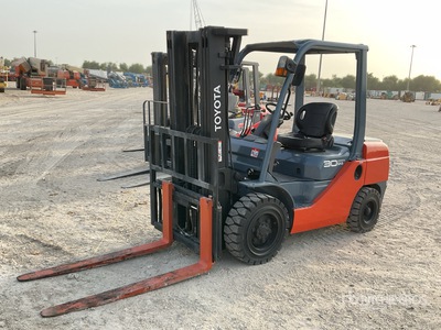 Toyota 72-8FDN30 3 ton Forklift