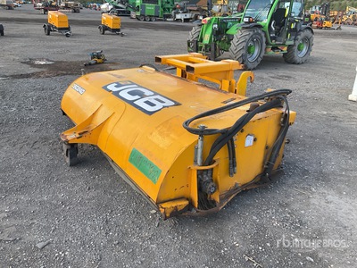 2019 JCB SC240 清掃機
