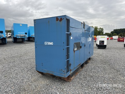 Sdmo 300 kVA Skid-Mounted Generator Set