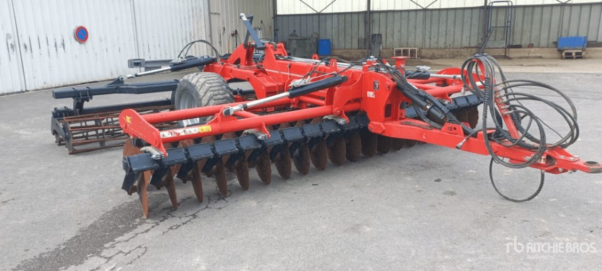 2017 Gregoire Besson Normandie Dechaumeur A Disques Sur Essieu Disc Harrow