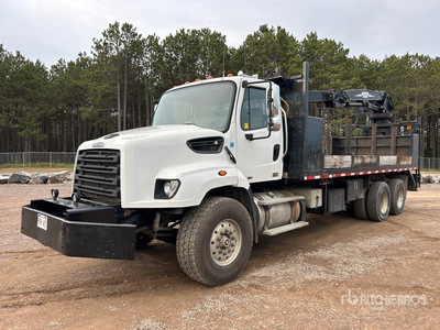 Serco 8500 Articulated Boom on 2012 Freightliner 1145D 6x4 Grapple Truck
