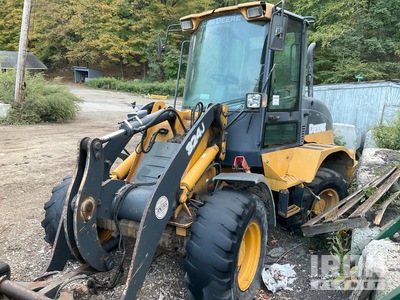 2010 (unverified) John Deere 324J Wheel Loader (Inoperable)