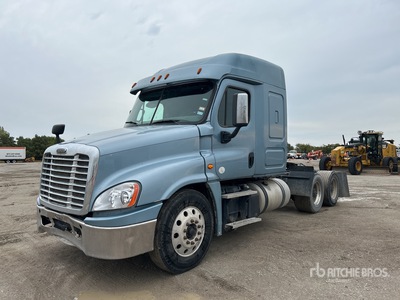 2016 Freightliner Cascadia 125 6x4 Cabeza Tractora Cabina Dormitorio