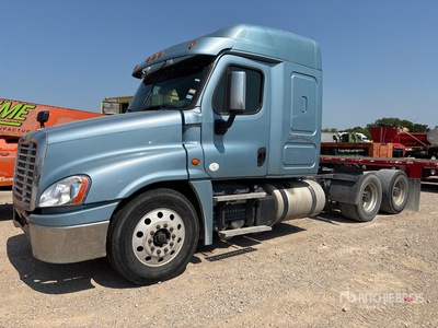 2016 Freightliner Cascadia 125 6x4 Tracteur Routier Couchette