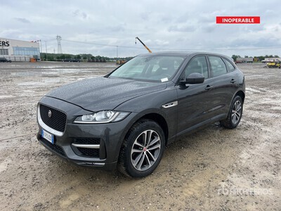 2019 Jaguar F-Pace 2.0D I4 180CV R-SPORT AWD SUV Sport Utility Vehicle (Inoperable)