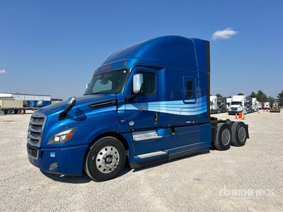 2018 Freightliner Cascadia 126 6x4 T/A Sleeper Truck Tractor