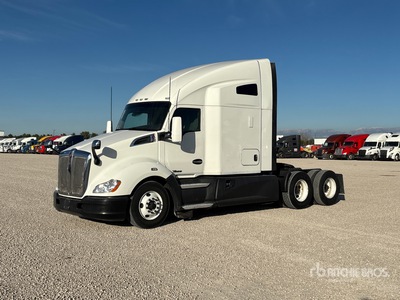 2022 Kenworth T680 6x4 Ciągnik siodłowy T/A z kabiną sypialną
