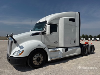 2022 Kenworth T680 6x4 Cabeza Tractora Cabina Dormitorio