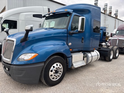 2021 International LT625 6x4 Cabeza Tractora Cabina Dormitorio