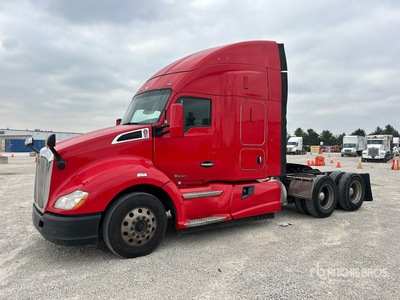 2017 Kenworth T680 6x4 Tracteur Routier Couchette