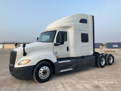2019 International LT625 6x4 Cabeza Tractora Cabina Dormitorio