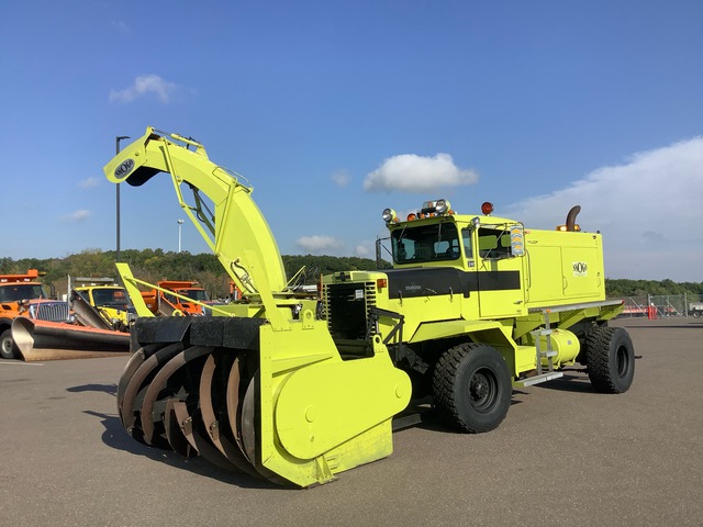 1980 Oshkosh 4x4 Snow Blower Truck 1980 Oshkosh 4x4 Snow Blower Truck