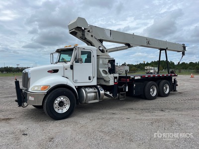 National 900H 26 ton Straight Boom on 2012 Peterbilt 348 6x4 Camion à flèche