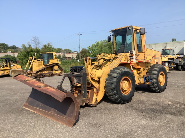 1993 Case 621B Wheel Loader