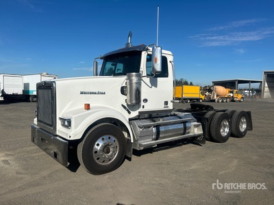 2022 Western Star 4900 6x4 Day Cab Truck Tractor