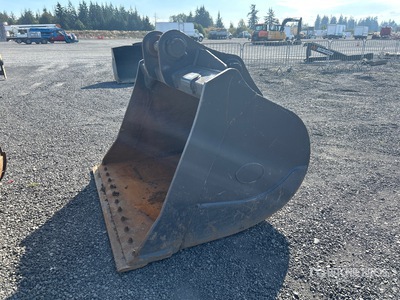 Strickland 67 in Excavator Bucket - Fits 300 Size