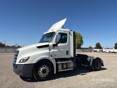 2019 Freightliner Cascadia 126 4x2 Cabeza Tractora Cabina Corta