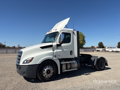 2019 Freightliner Cascadia 126 4x2 S/A Day Cab Truck Tractor