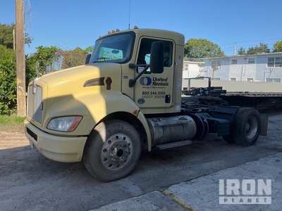 2015 Kenworth T370 4x2 S/A Day Cab Truck Tractor