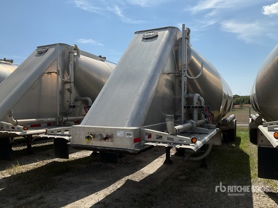 2022 MAC TNAR42NFO-2022 1050 cft T/A Pneumatic Bulk Trailer