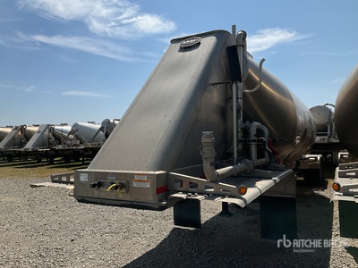 2023 MAC TNAR42NFO-2023 1050 cft T/A Pneumatic Bulk Trailer