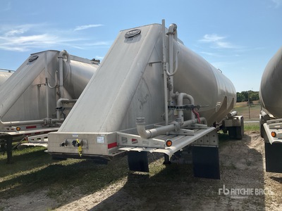 2020 MAC TN1050APB 1050 cft T/A Pneumatic Bulk Trailer