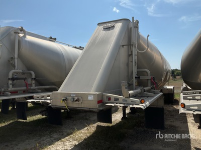 2022 MAC TNAR42NFO-2022 1050 cft T/A Pneumatic Bulk Trailer