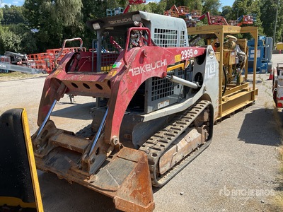 2014 Takeuchi TL8 Compact Track Loader (Inoperable)