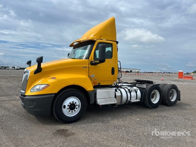 2019 International LT625 6x4 Cabeza Tractora Cabina Corta