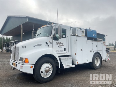 2005 Kenworth T300 4x2 Service Truck