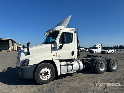2017 Freightliner Cascadia 125 6x4 T/A Day Cab Truck Tractor