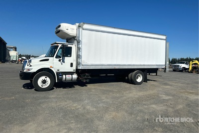2017 International 4300 4x2 Refrigerated Truck