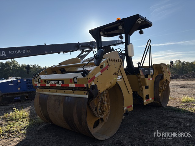 COMPACTADOR 2013 CATERPILLAR CB54