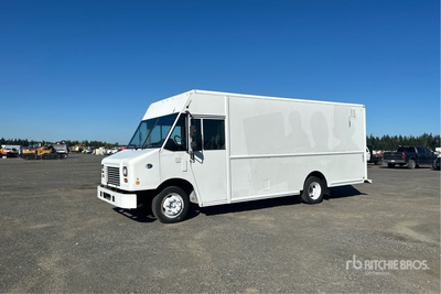 2014 Freightliner MT45 4x2 Lieferwägen