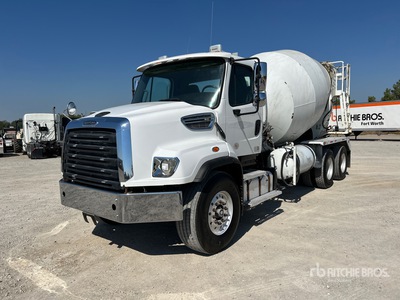 2020 Freightliner 114SD 6x4 Mixer Truck