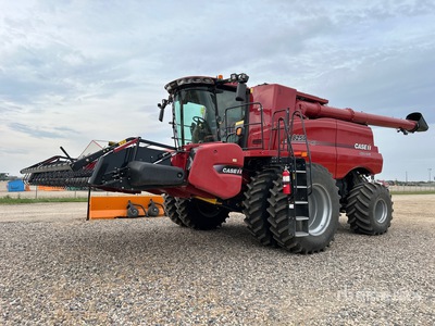 2022 Case IH 8250 Combine Harvester