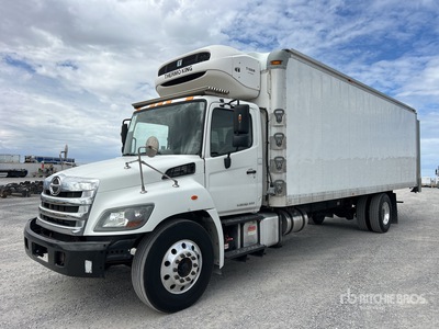 2015 Hino 338 4x2 Refrigerated Truck