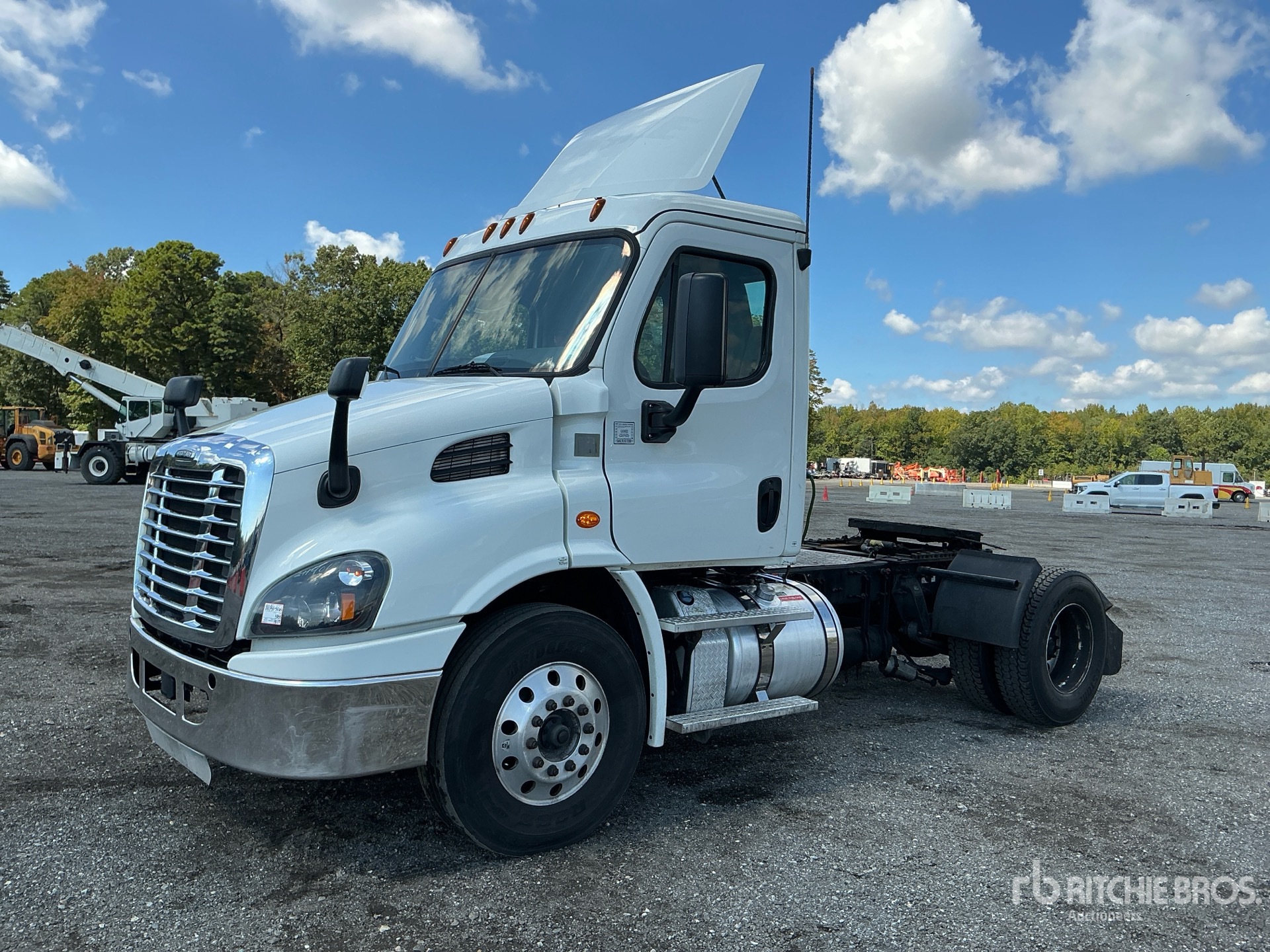 2019 Freightliner Cascadia 113 4x2 Day Cab Prime Mover