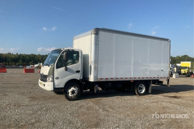 2020 Hino 195 4x2 Van Truck