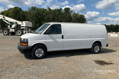 2020 GMC 2500 Fourgon cargo