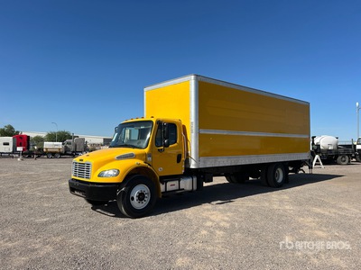 2020 Freightliner M2106 4x2 Furgoneta caja cerrada
