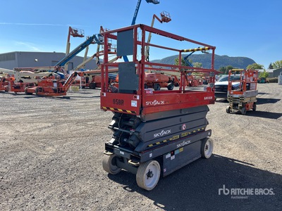 2014 Skyjack SJ3226 Electric Scissor Lift