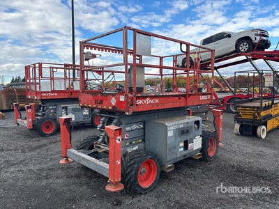 2014 Skyjack SJ6832 RT 4x4 Dual Fuel Scissor Lift