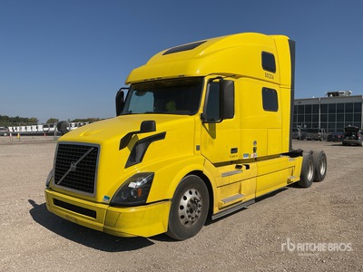 2018 Volvo VNL860 6x4 3- Achs Sattelzugmaschine mit Schlafkabine