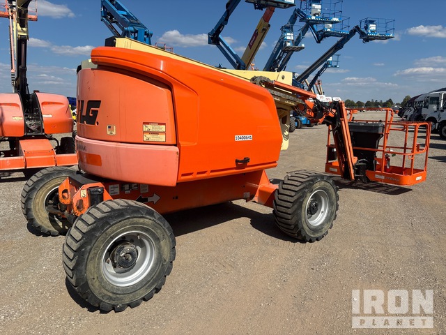 ELEVADOR ARTICULADO 2015 JLG 4WD 450AJ