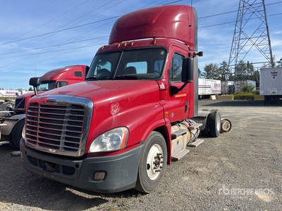 2014 Freightliner Cascadia 125 6x4 T/A Day Cab Truck Tractor (Inoperable)
