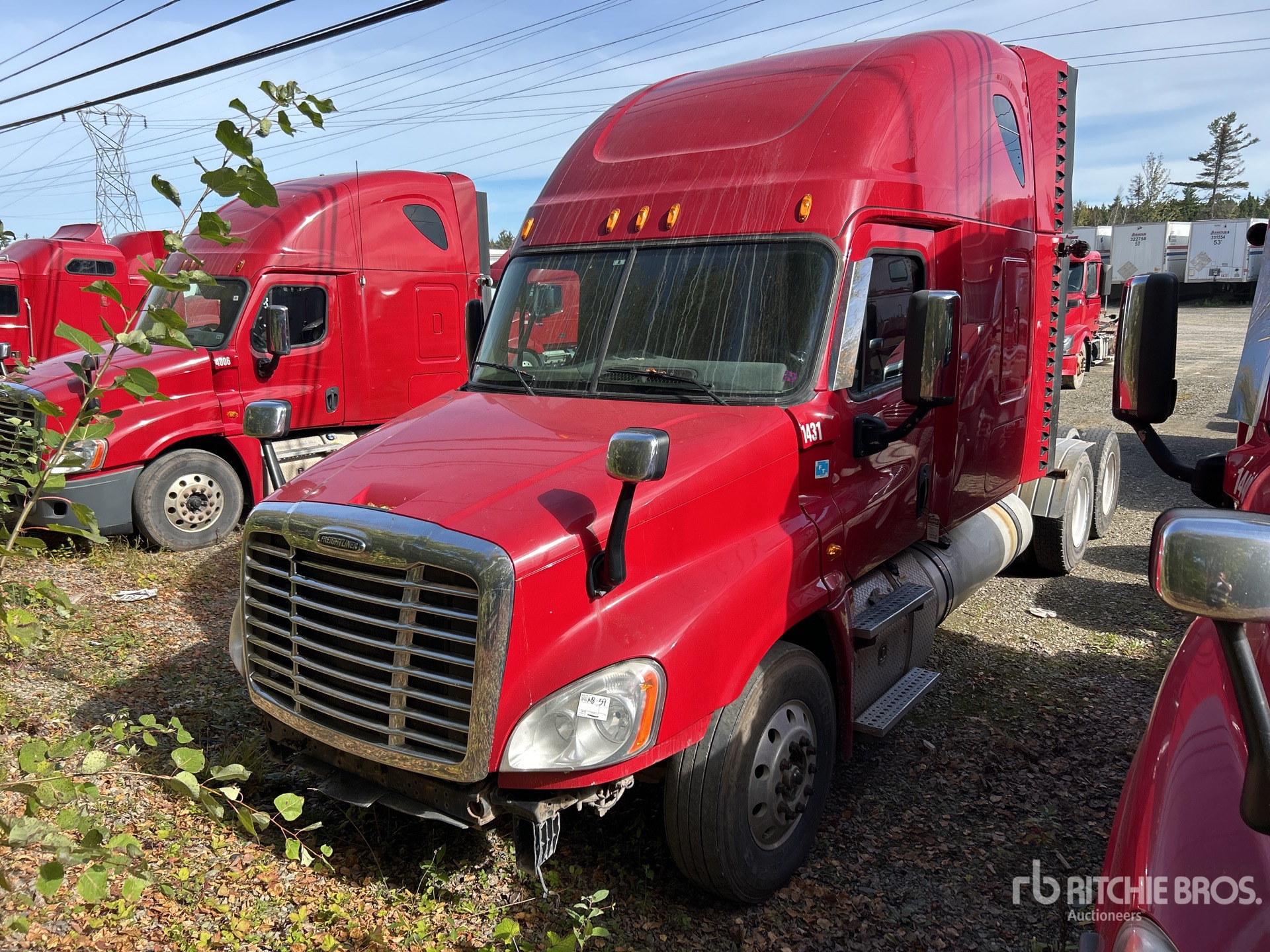 2015 Freightliner Cascadia 125 6x4 T/A Sleeper Truck Tractor (Inoperable)