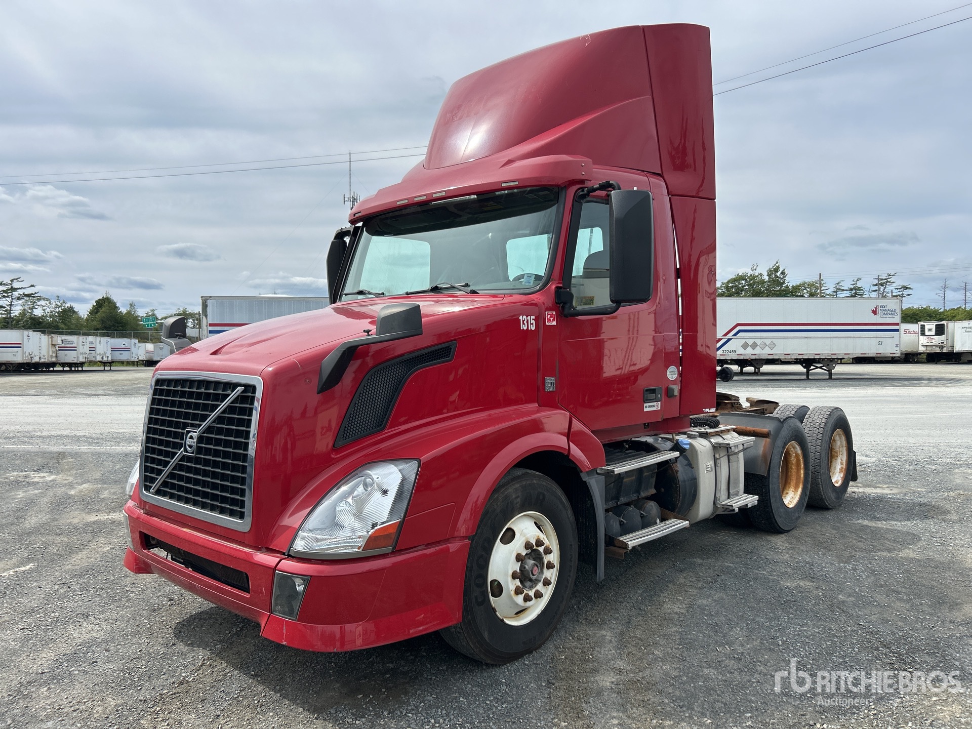 2014 Volvo VNL 6x4 Cabeza Tractora Cabina Corta